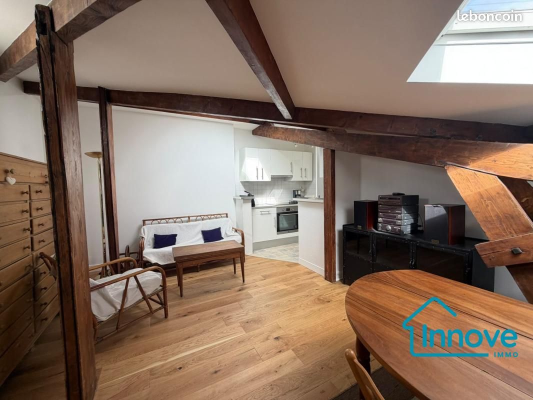 Appartement 2 pièces 37 m² · à Versailles · 37 m² · 1 135 €/mois
