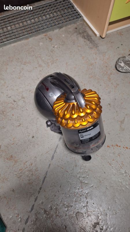 Aspirateur Dyson moteur Hs (image 1)