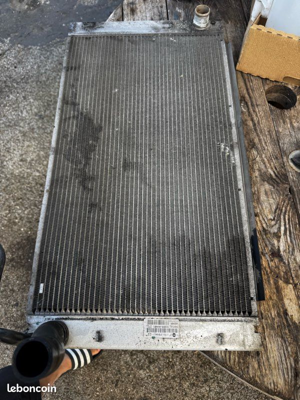 Radiateur d’eau mini Cooper s r56 (image 1)