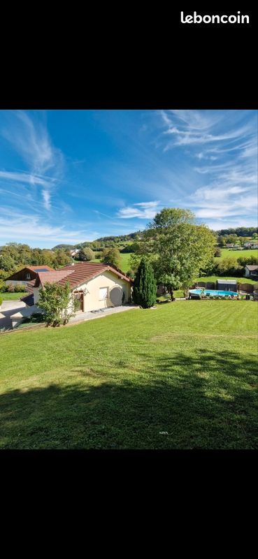 Maison 8 pièces 200 m² · à Fontain · 200 m² · 490 000 €
