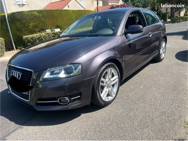 Audi A3 AMBITION première main (image 1)