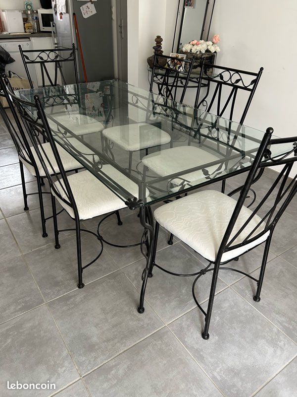 Table à manger + chaises (image 1)