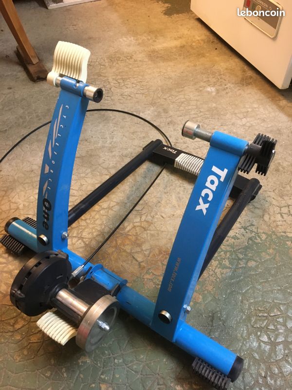 Tacx Le Home Trainer Pneu Pour Home Trainer Tacx Cyclistes Le Home