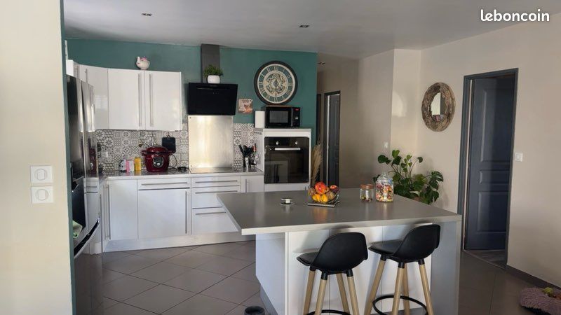 Maison 5 pièces 98 m² · à Gignac-la-Nerthe · 98 m² · 395 000 €