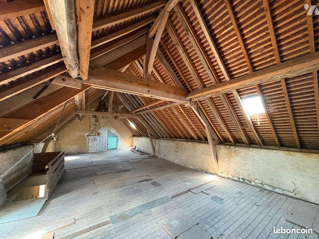 Maison 6 pièces 143 m² · à Pontvallain · 143 m² · 260 800 €
