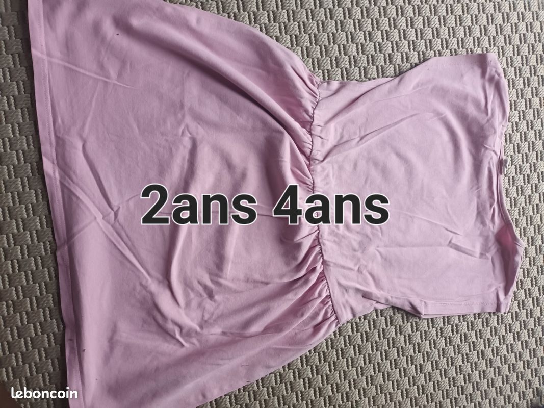 Vetement lot pour enfants 3ans à 7ans il yen n'a beaucoup plus si vous voulez voir les lot contacter moi (image 5)