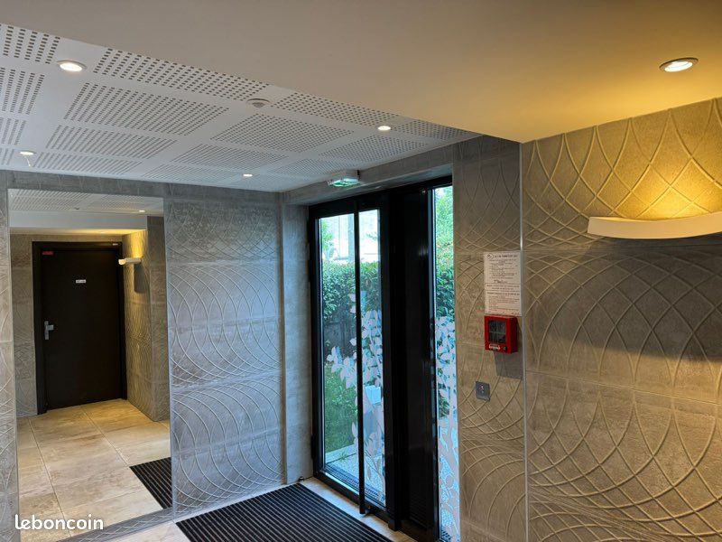 Appartement 1 pièce 30 m² · à L'Hay-les-Roses · 30 m² · 200 000 €