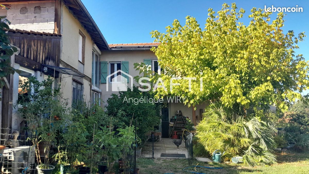 Maison 9 pièces 225 m² · à Bonrepos · 225 m² · 225 000 €
