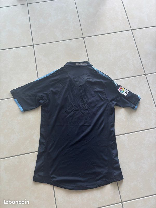 Maillot Real Madrid Taille S (image 3)