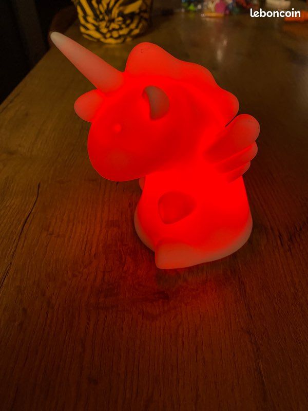 Veilleuse Licorne (image 2)