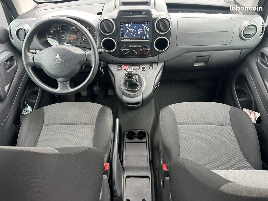 PEUGEOT PARTNER COMBI 1.6 HDI 90 PREMIUm (image 10)
