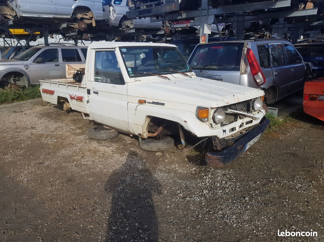 Toutes pièces Toyota bj 75 pickup diesel (image 3)