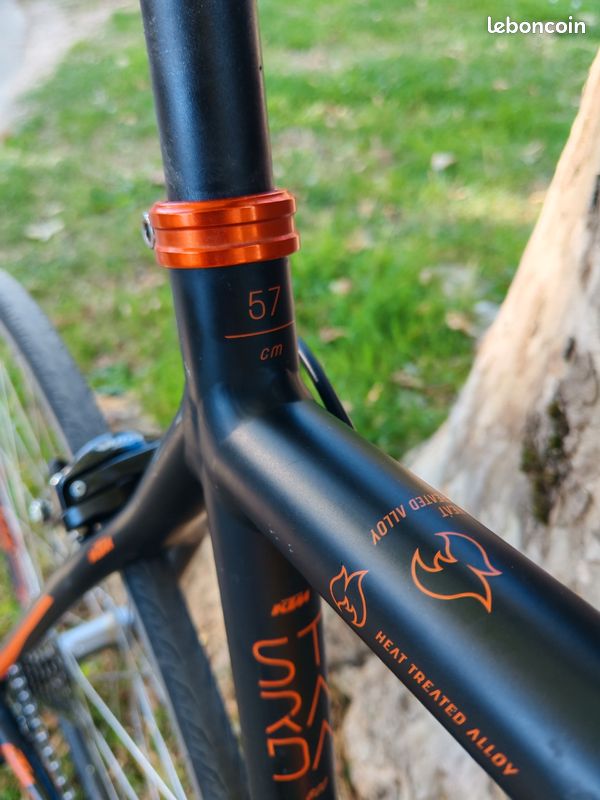 Velo de route KTM strada 800 (image 10)