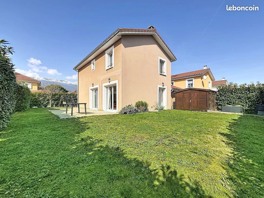 Maison 4 pièces 110 m² · à Saint-Genis-Pouilly · 110 m² · 650 000 €