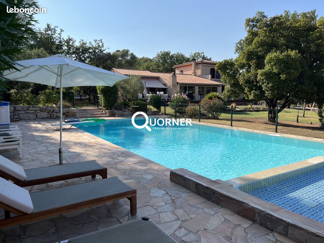 Maison 5 pièces 185 m² · à Fréjus · 185 m² · 799 000 €