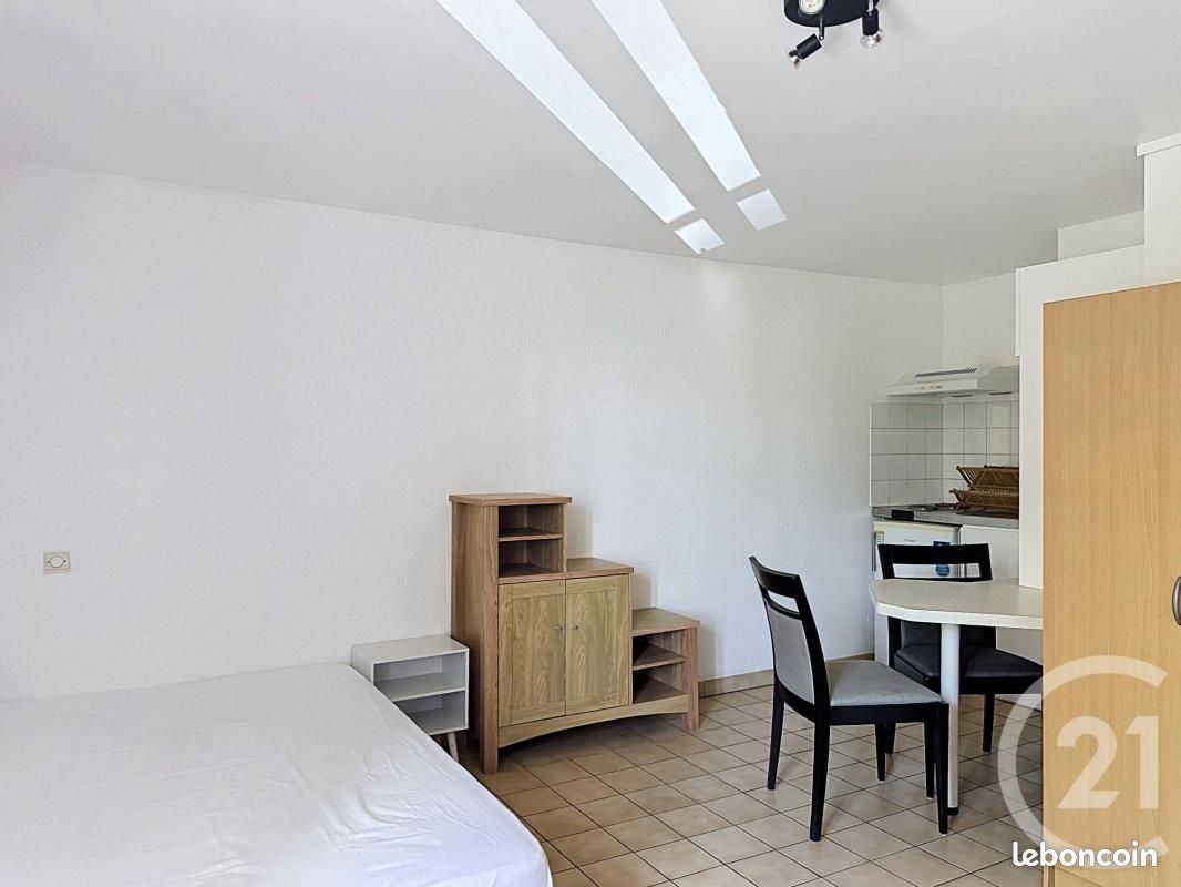 Appartement 1 pièce 21 m² · à Luçon · 21 m² · 360 €