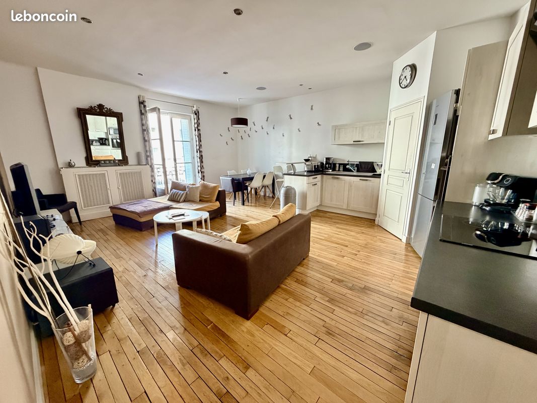 Appartement 5 pièces 121 m² · à Poitiers · 121 m² · 283 500 €