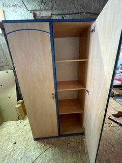 Armoire en bois (image 2)