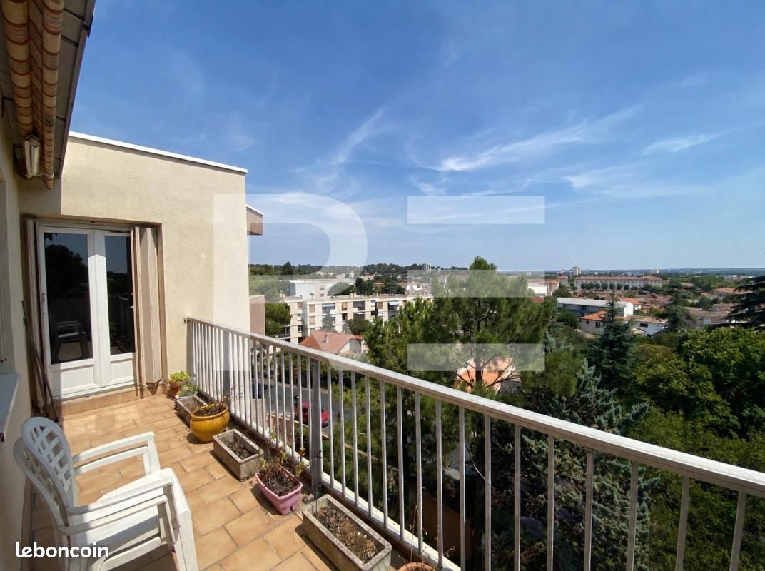 Appartement 4 pièces 97 m² · à Nîmes · 97 m² · 193 000 €