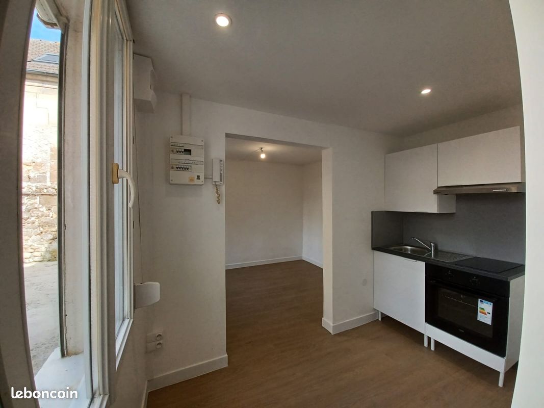 Appartement 2 pièces 26 m² · à Crépy-en-Valois · 26 m² · 590 €/mois