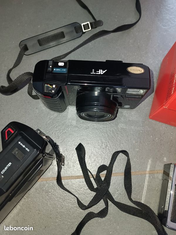 Appareil Photo Argentique Iloca Rapid - Compact Argenté, Boîte D'origine Incluse