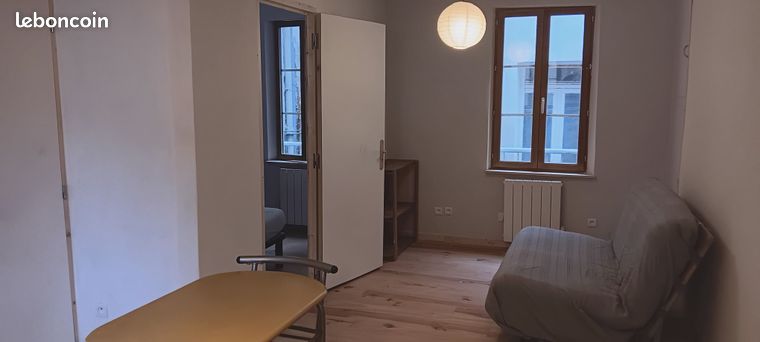 T2 meublé 30m² centre Foix