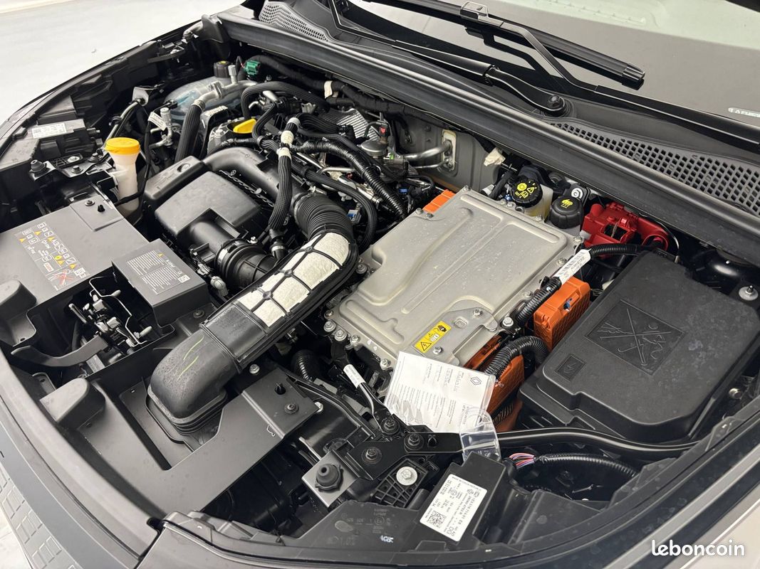 RENAULT Captur E-Tech full hybrid 160 ch Techno (image 27)