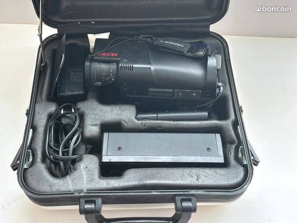 Camcorder Saba Video Movie VM 6710 VHS-C caméscope (Gebraucht) in