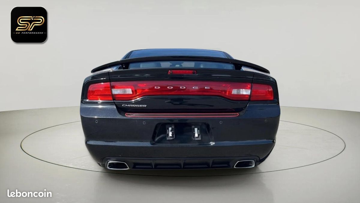 Dodge CHARGER SXT * V6 3.6 * 296 ch * BVA * Caméra * Toit Ouvrant (image 4)