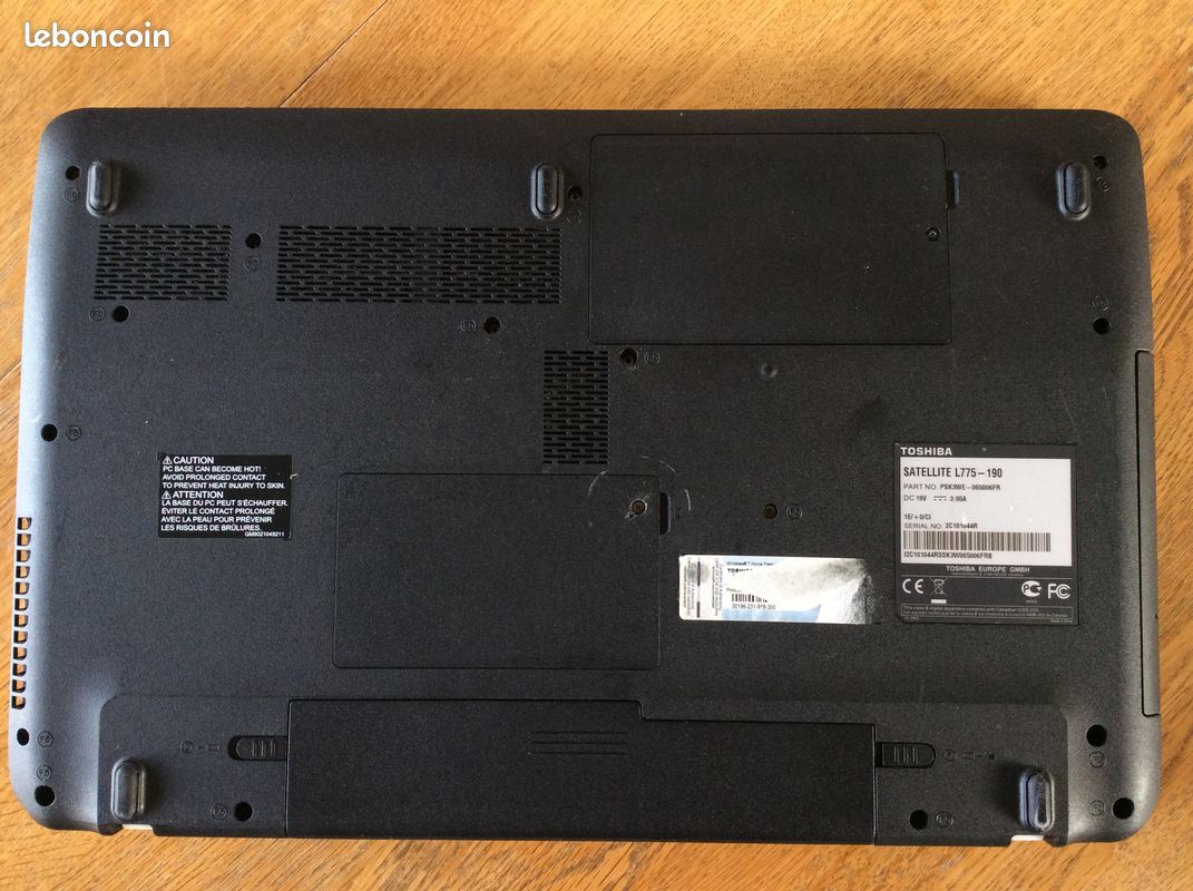Cache Inférieur Toshiba Satellite C70-A-151 - Plasturgie - Occasion Bon état
