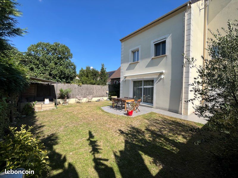 Maison 5 pièces 155 m² · à Le Blanc-Mesnil · 155 m² · 499 000 €