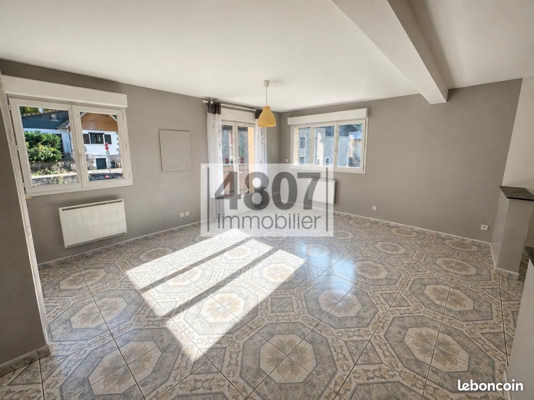 Appartement 4 pièces 88 m² · à Marnaz · 88 m² · 220 000 €