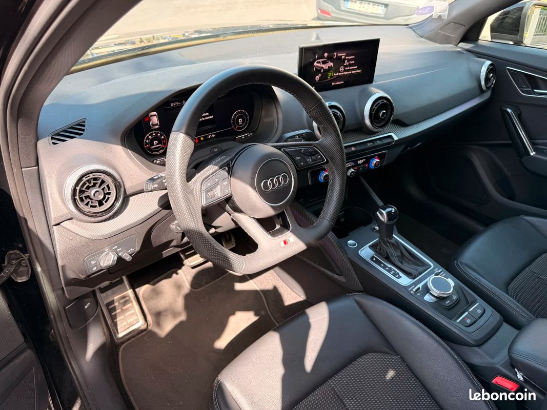 AUDI Q2 35 TFSI 150 S tronic 7 S line (image 14)