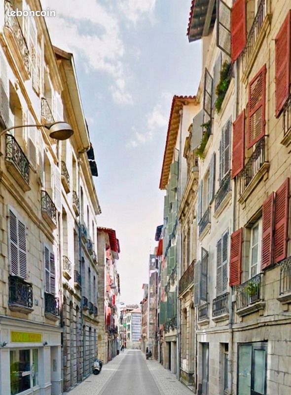 Immeuble 242 m² · à Bayonne · 242 m² · 1 047 420 €