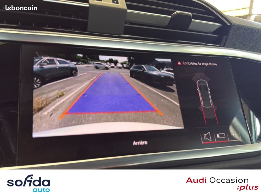 AUDI Q3 45 TFSIe 245 ch S tronic 6 S line (image 18)