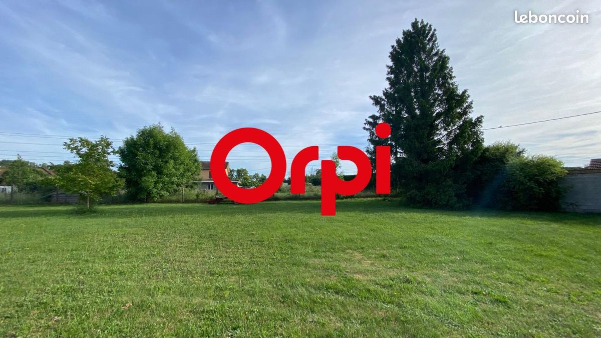 Terrain 570 m² Cremieu · à Crémieu · 121 000 €