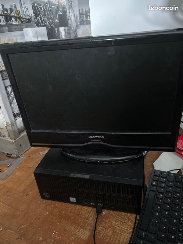 Pc a vendre + écran (image 1)