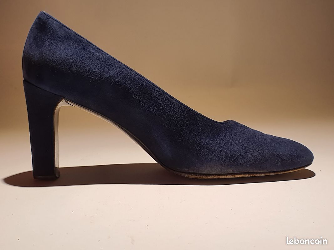 Escarpins En Daim Noir Charles Jourdan - Taille 40 (US 10) - Talons Hauts 8-10 Cm