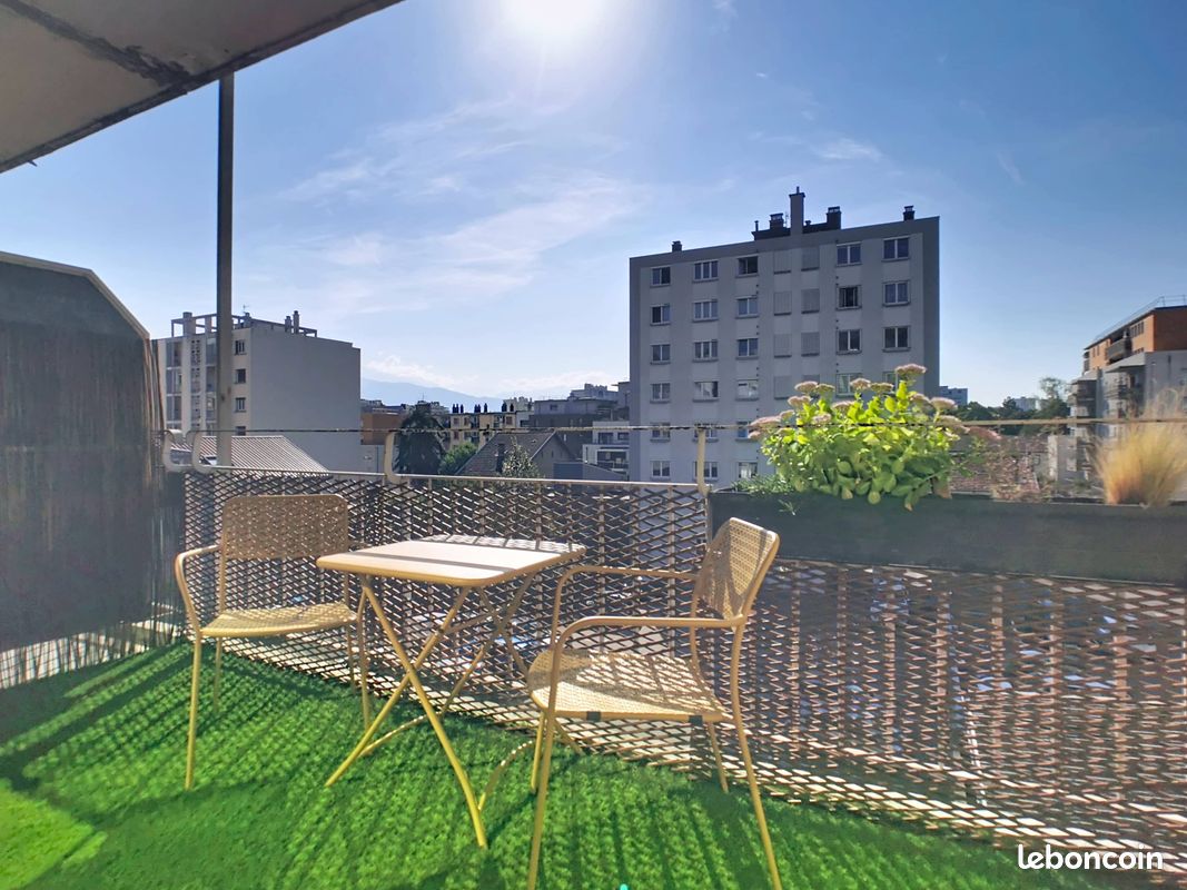 Appartement 2 pièces 42 m² · à Grenoble · 42 m² · 115 000 €