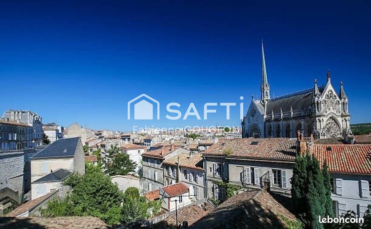 Immeuble 980 m² ANGOULEME