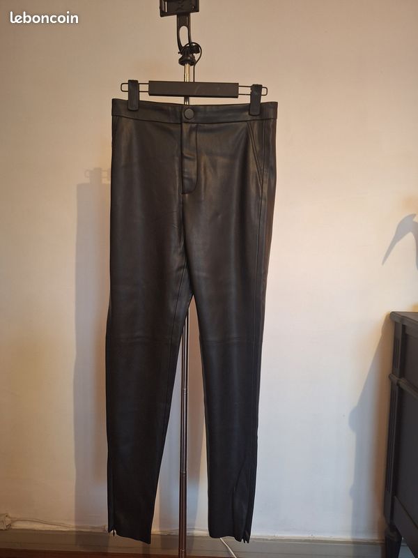Pantalon legging noir (image 1)