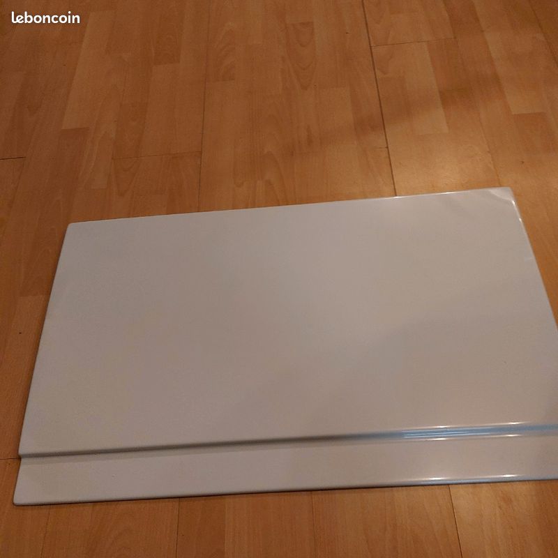 Tablier latéral neuf de baignoire (image 1)