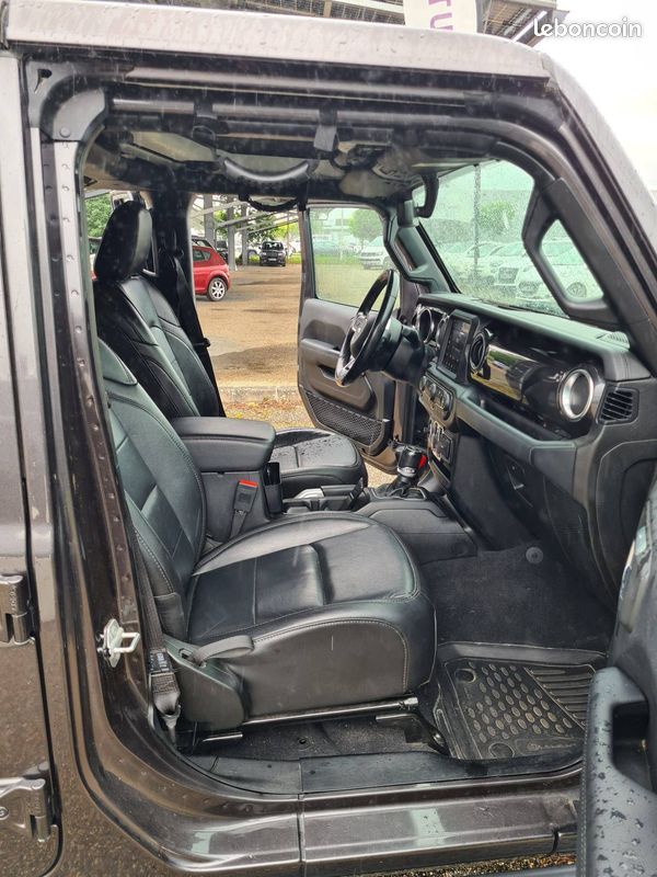 JEEP Wrangler Unlimited 2.2 l MultiJet AdBlue 200 ch 4x4 BVA8 Night Eagle (image 28)