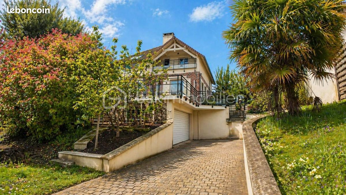 Maison 8 pièces 172 m² · à Rueil-Malmaison · 172 m² · 1 400 000 €