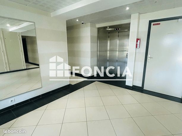 https://img.leboncoin.fr/api/v1/lbcpb1/images/89/51/06/895106478a1319ffc6598ea713f2b9be3b6d75e5.jpg?rule=ad-image