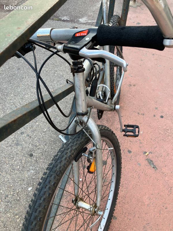 Vélo VTT (image 2)