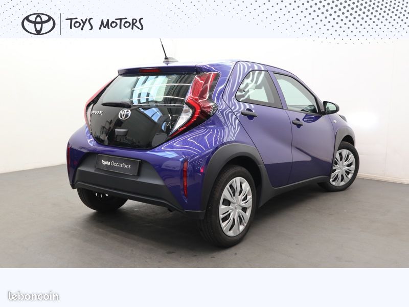 Toyota aygo x 1.0 VVT-i 72 Dynamic (image 5)