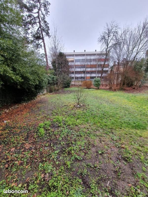 Appartement 3 pièces 94 m² · à Nancy · 94 m² · 1 000 €