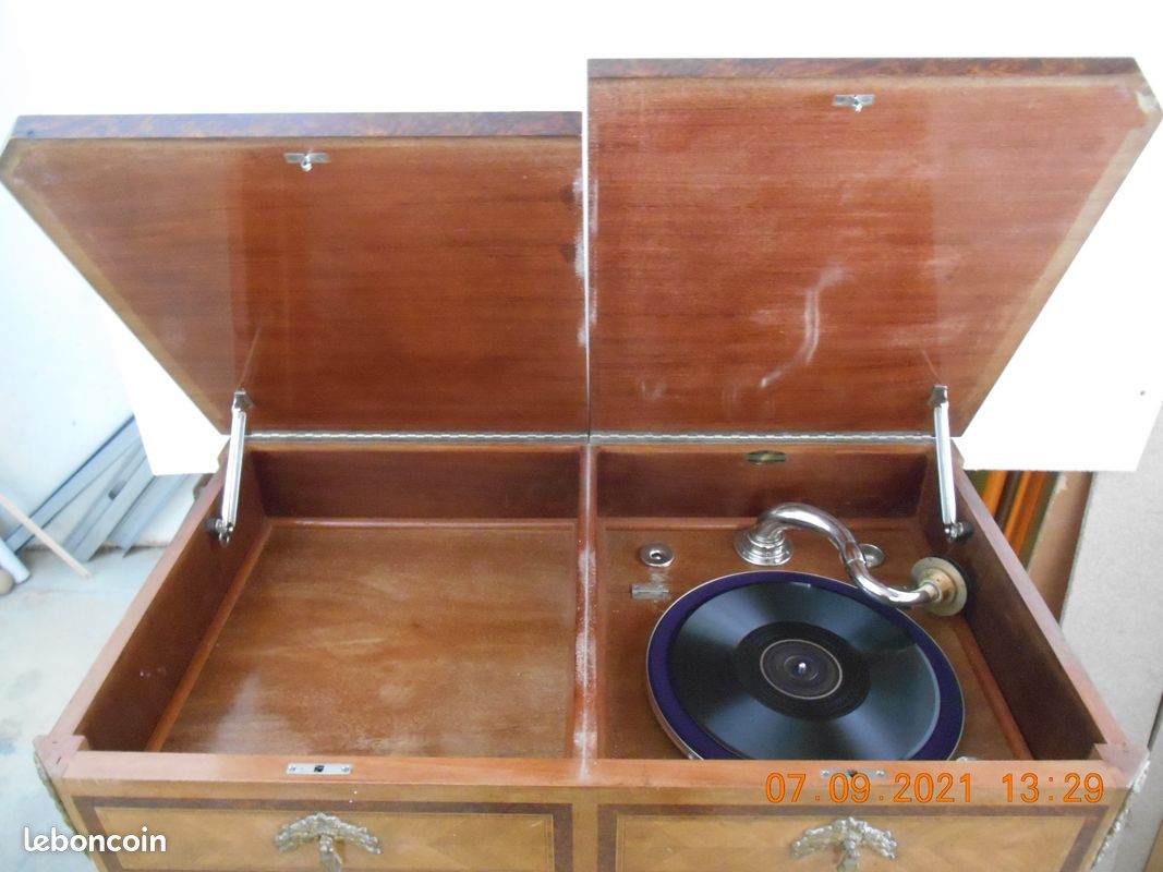 Phonographe début 20ème (image 2)