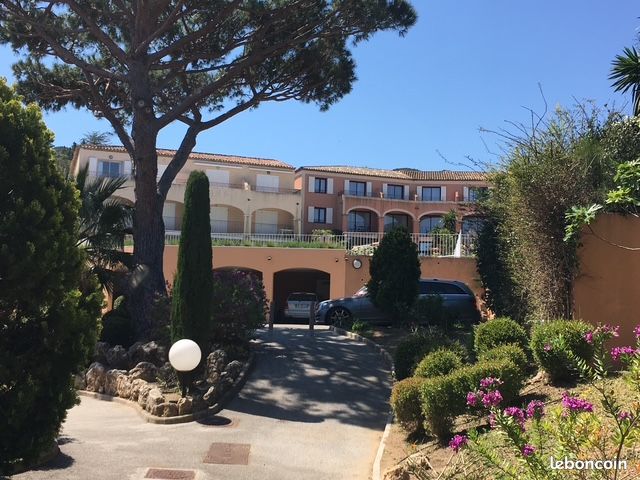 Appartement 2 pièces 33 m² · à Sainte-Maxime · 32,9 m² · 885 €/mois